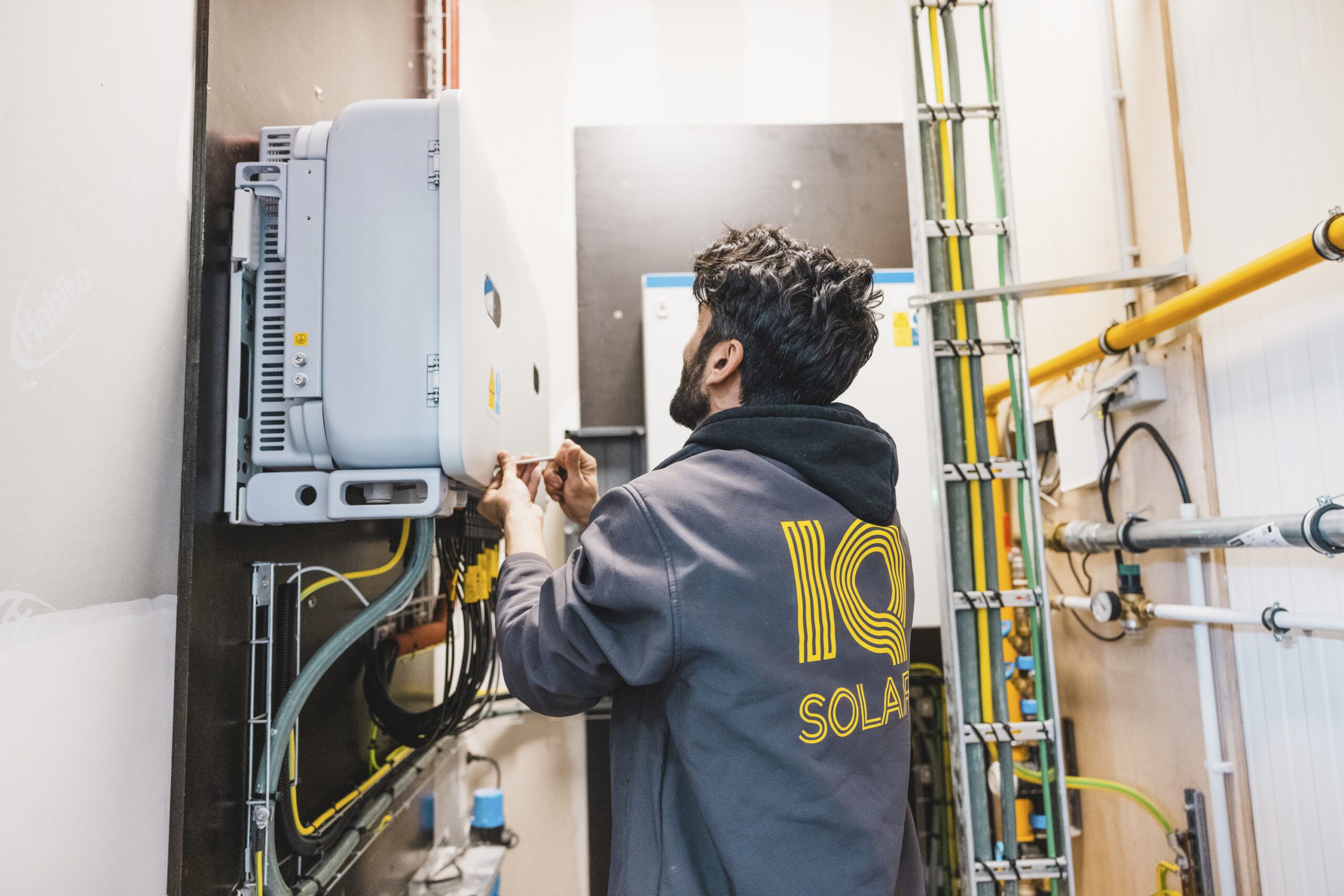 IQ Soloar volgt het rendement van je zonnepanelen installatie nauwgezet op.